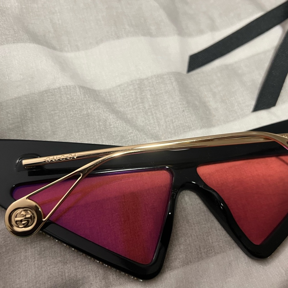 Gucci Hollywood Forever Sunglasses With Gucci Crystals. View 5